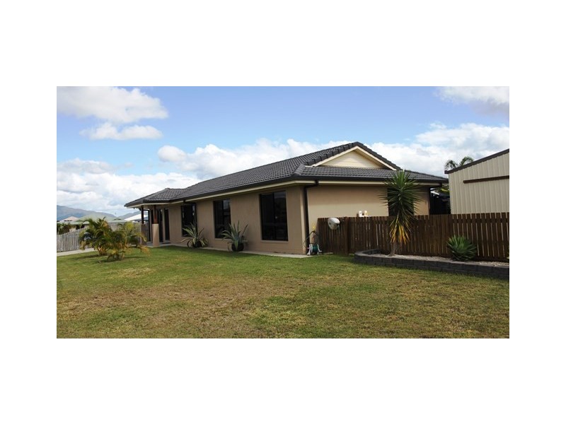 7 Katey Crescent, Mirani QLD 4754