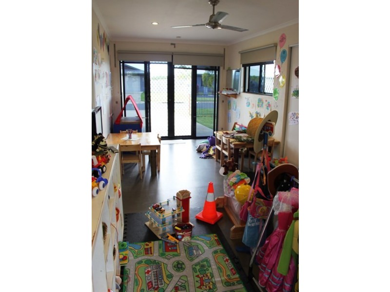 7 Katey Crescent, Mirani QLD 4754