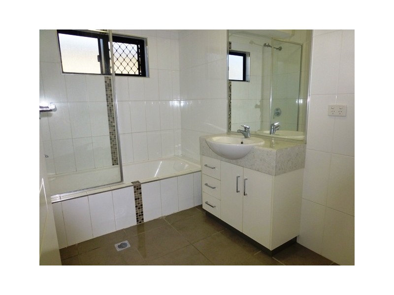 39 Hastings Street, Ooralea QLD 4740