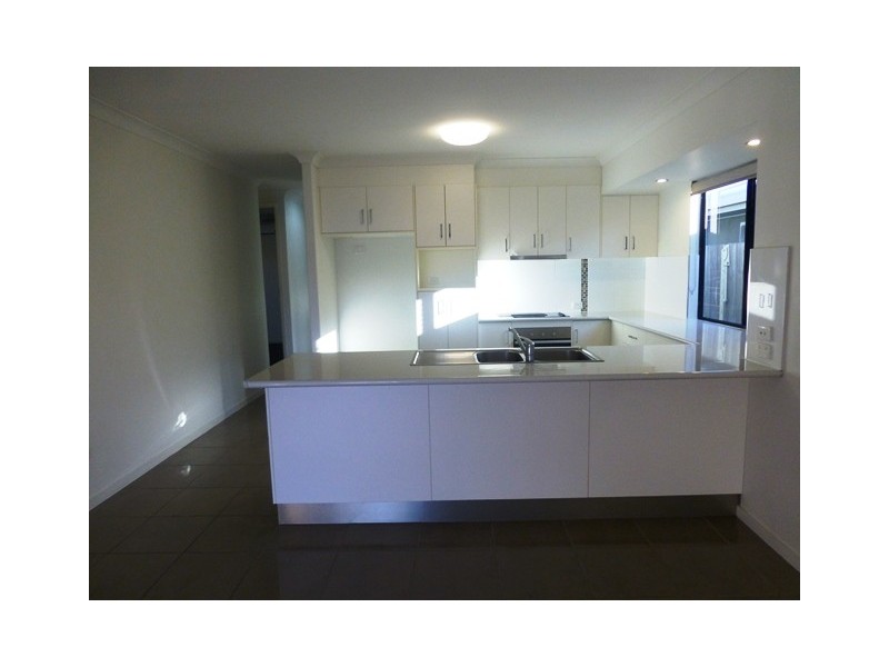 39 Hastings Street, Ooralea QLD 4740