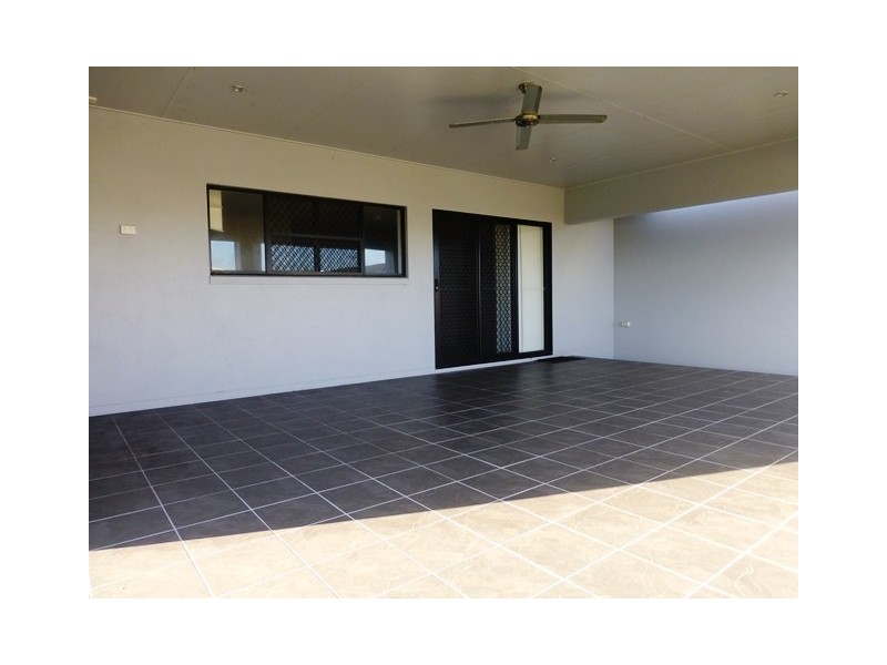 1 Sapphire Court, North Mackay QLD 4740