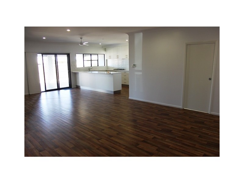 1 Sapphire Court, North Mackay QLD 4740