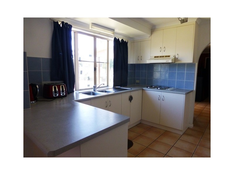 14 Cambridge Avenue, Andergrove QLD 4740