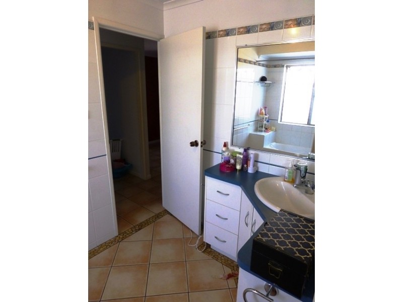 14 Cambridge Avenue, Andergrove QLD 4740