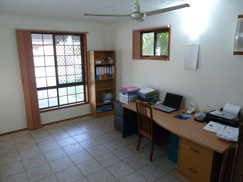 10 Crispin Drive, Mount Pleasant QLD 4740