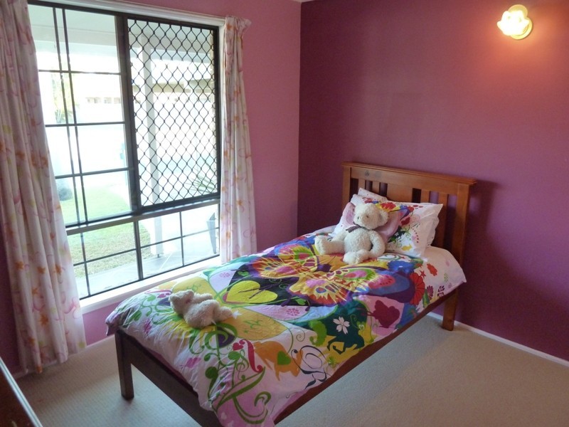 10 Crispin Drive, Mount Pleasant QLD 4740