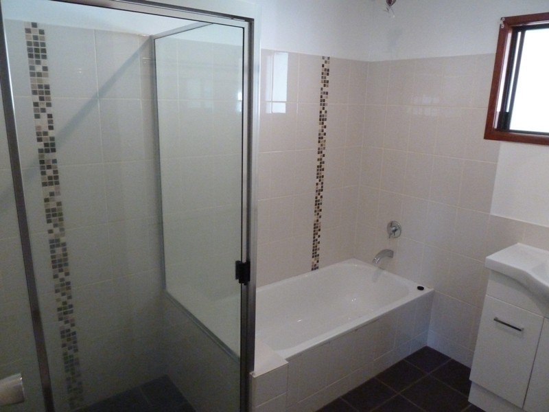 10 Crispin Drive, Mount Pleasant QLD 4740