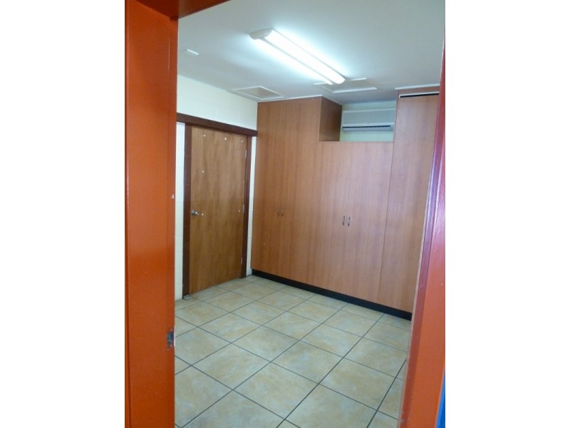17 Milton Street, Mackay QLD 4740
