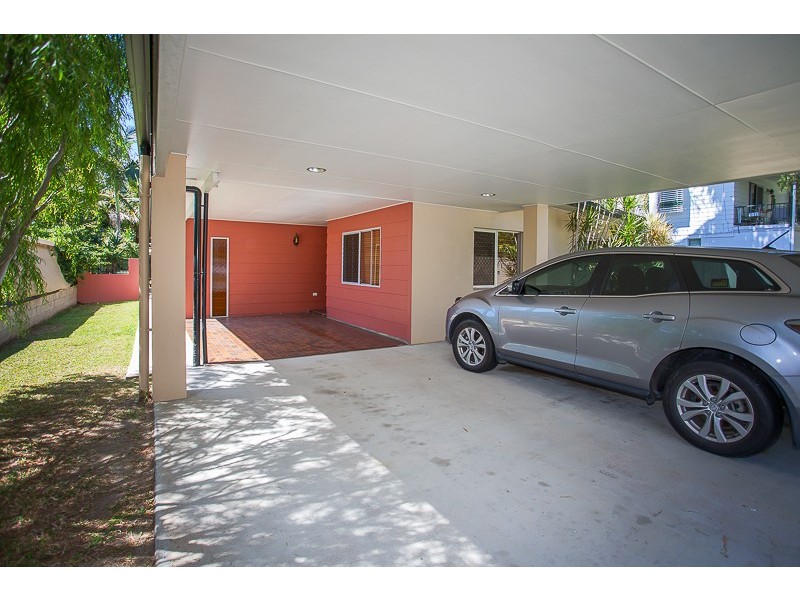 1 Annie Wood Ave, Mount Pleasant QLD 4740