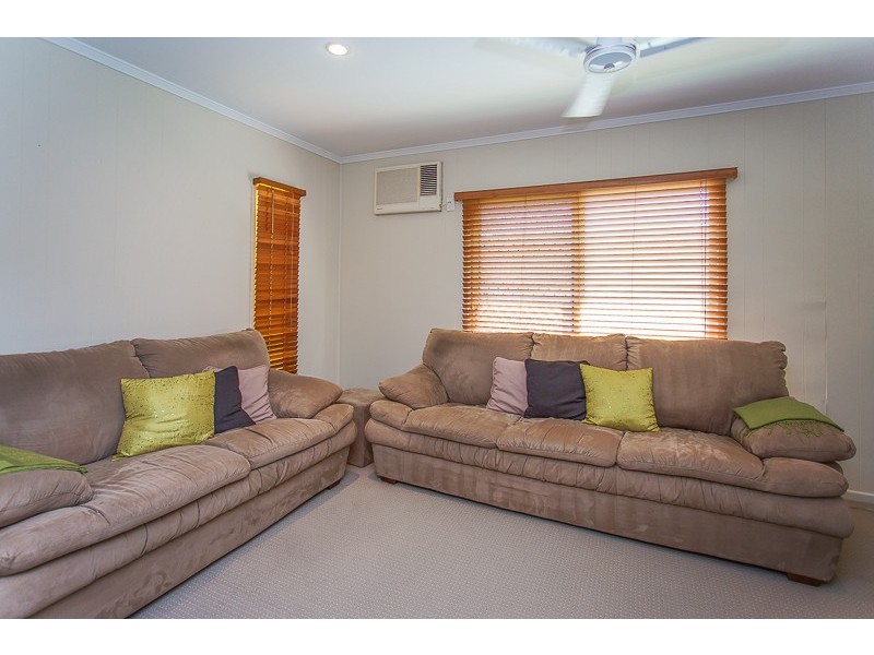 1 Annie Wood Ave, Mount Pleasant QLD 4740