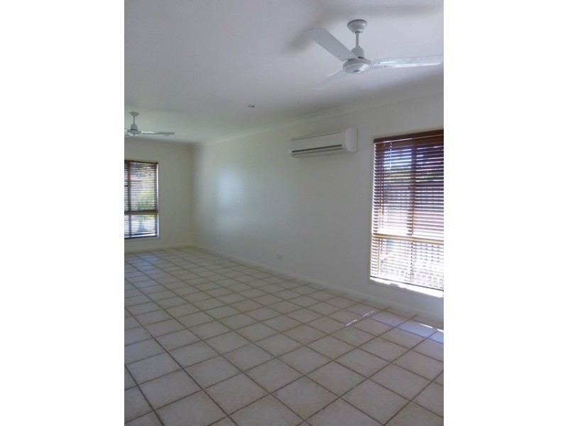 40 Kidston Avenue, Rural View QLD 4740