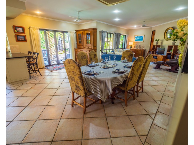 15 Muldoon Court, Eimeo QLD 4740