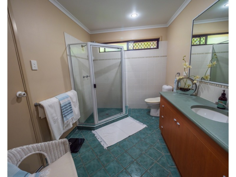 15 Muldoon Court, Eimeo QLD 4740