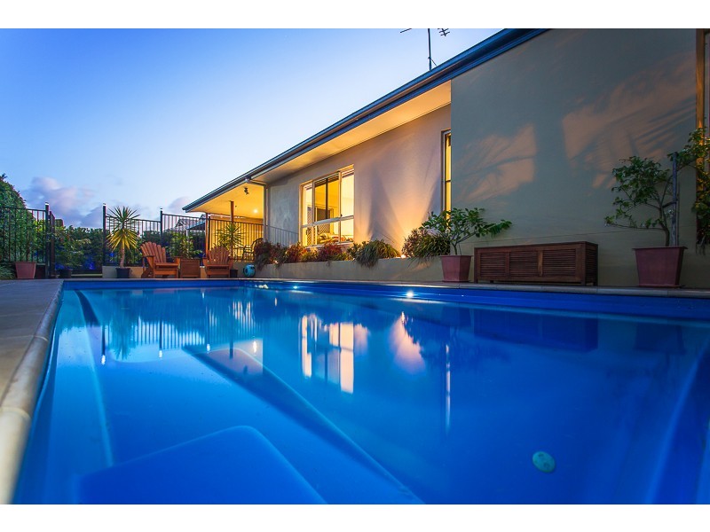 54 Gingham Street, Glenella QLD 4740