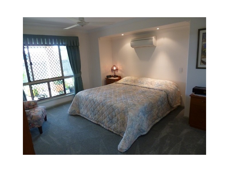 11 Nella Drive, South Mackay QLD 4740