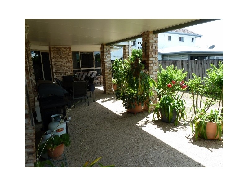 11 Nella Drive, South Mackay QLD 4740