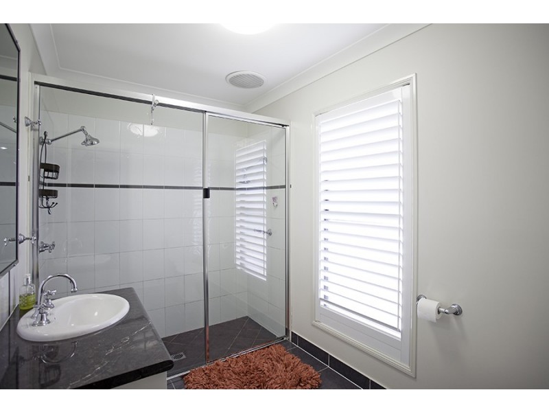 35 Gingham Street, Glenella QLD 4740