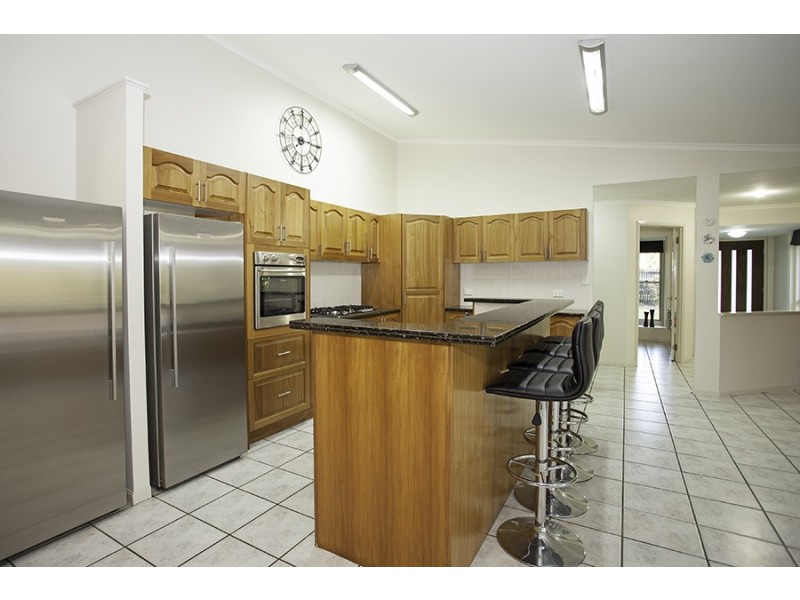 18 Renae Street, Andergrove QLD 4740