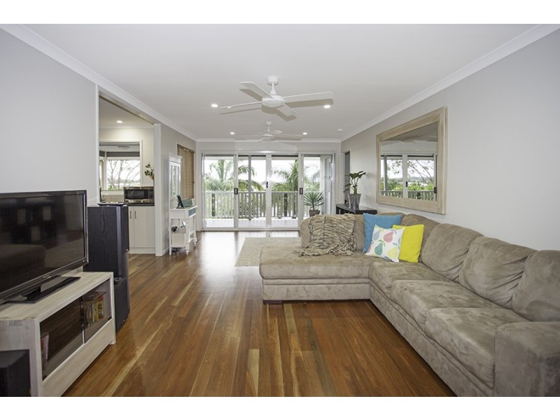 10 McCormack Avenue, Rural View QLD 4740