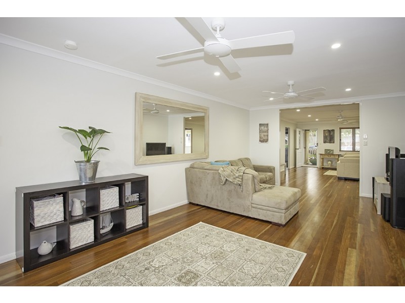 10 McCormack Avenue, Rural View QLD 4740