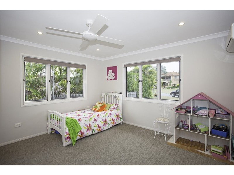 10 McCormack Avenue, Rural View QLD 4740