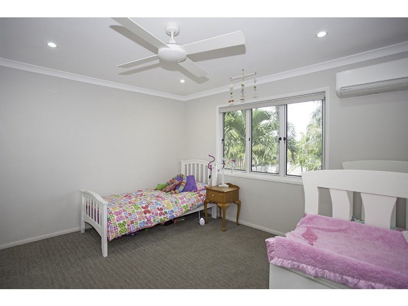 10 McCormack Avenue, Rural View QLD 4740