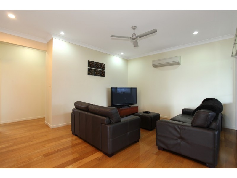 15 Vidar Crescent, Ooralea QLD 4740
