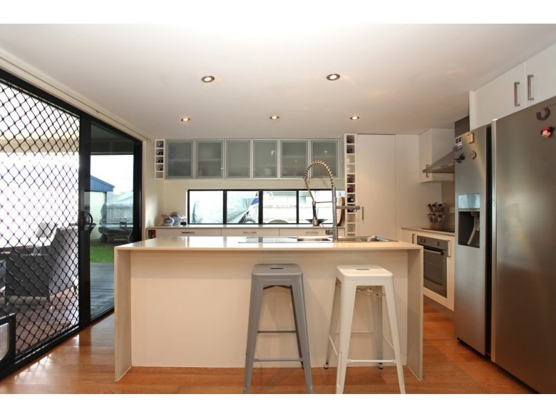 15 Vidar Crescent, Ooralea QLD 4740