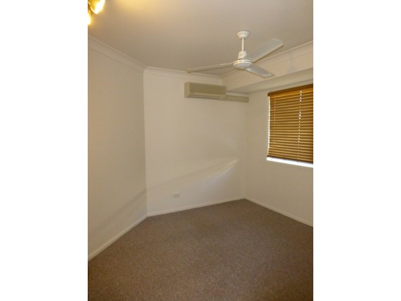 13 Hayman Crt, Bucasia QLD 4750