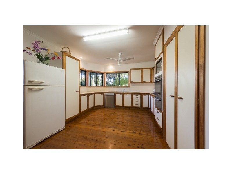 13 Gentle Ave, Bucasia QLD 4750