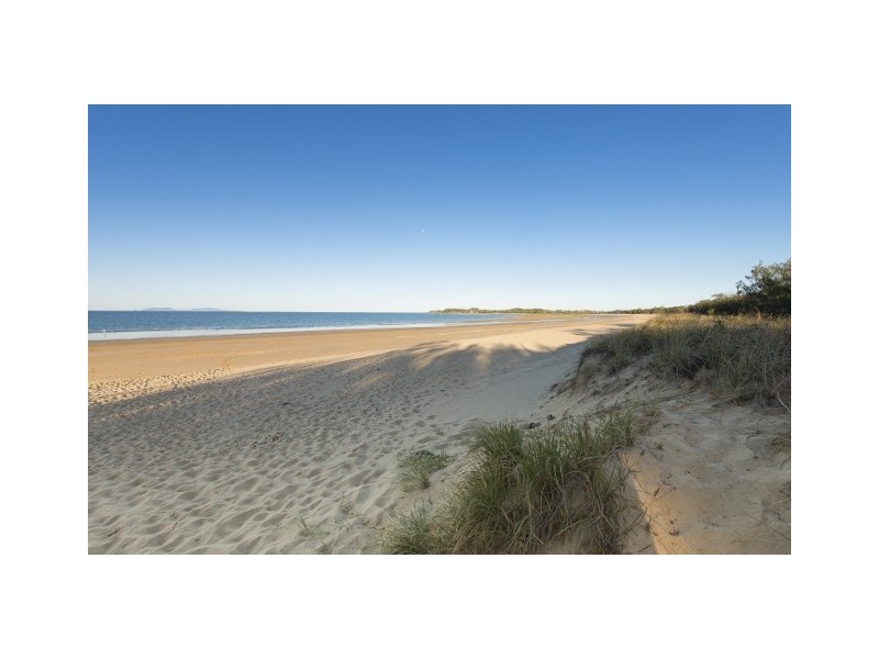 13 Gentle Ave, Bucasia QLD 4750