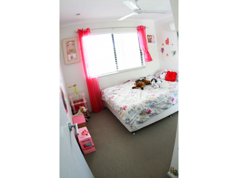 25 Logan Crescent, Erakala QLD 4740