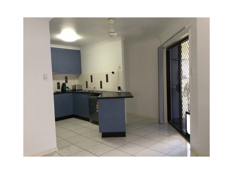 4 Glenfern St, South Mackay QLD 4740