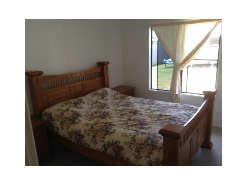 4 Glenfern St, South Mackay QLD 4740