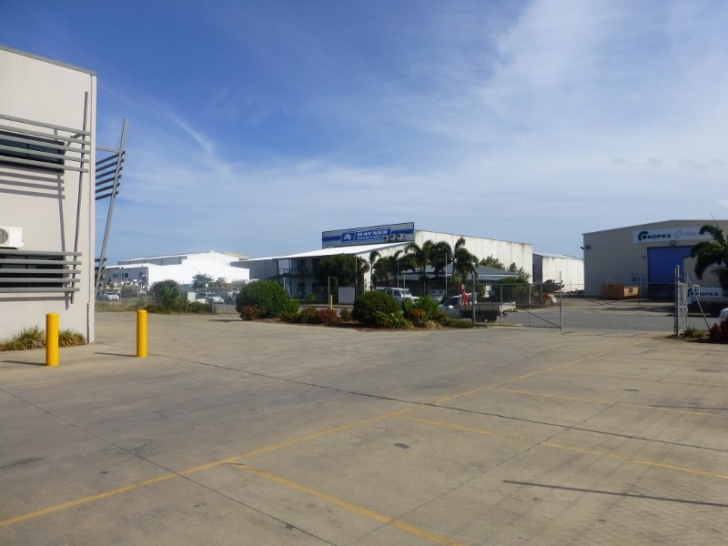 58-60 Southgate Drive, Paget QLD 4740