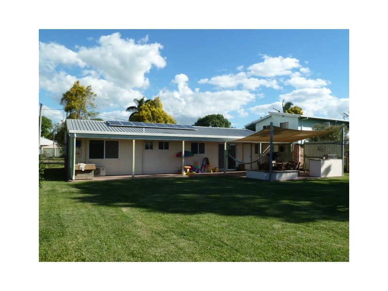 10 Youngs Lane, Walkerston QLD 4751