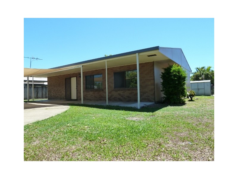 3 Flight Street, Ooralea QLD 4740