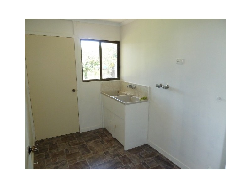 3 Flight Street, Ooralea QLD 4740