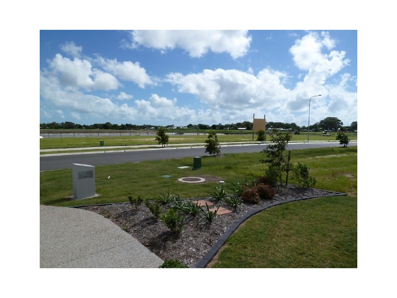 80 Superior Blvd, Andergrove QLD 4740