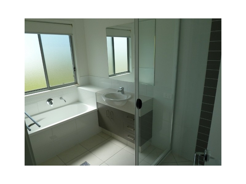 80 Superior Blvd, Andergrove QLD 4740