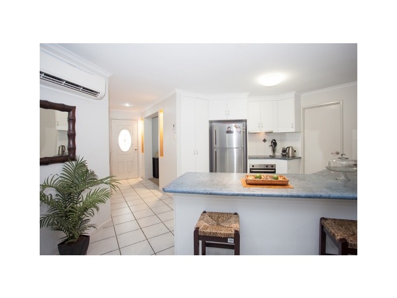 32 Marine Parade, Bucasia QLD 4750