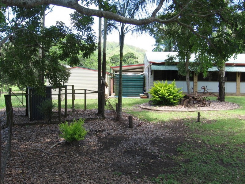 5 Delachantos Road, Hampden QLD 4741