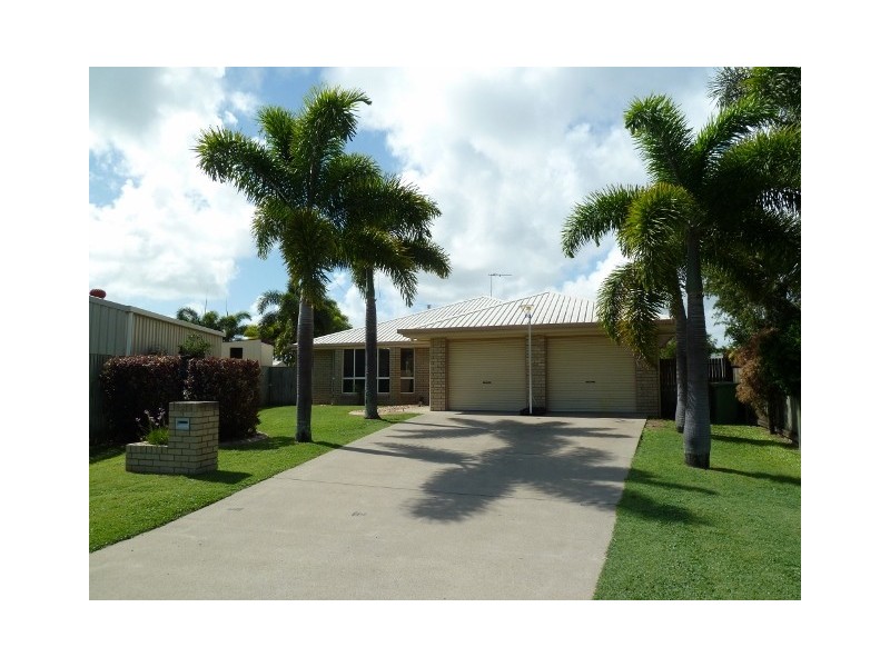 3 Admiralty Way, Bucasia QLD 4750