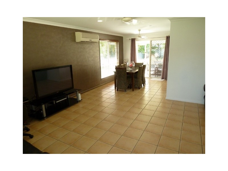 3 Admiralty Way, Bucasia QLD 4750