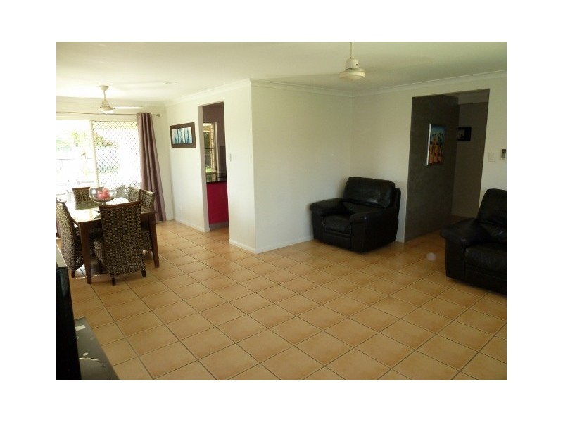 3 Admiralty Way, Bucasia QLD 4750