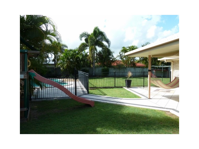3 Admiralty Way, Bucasia QLD 4750
