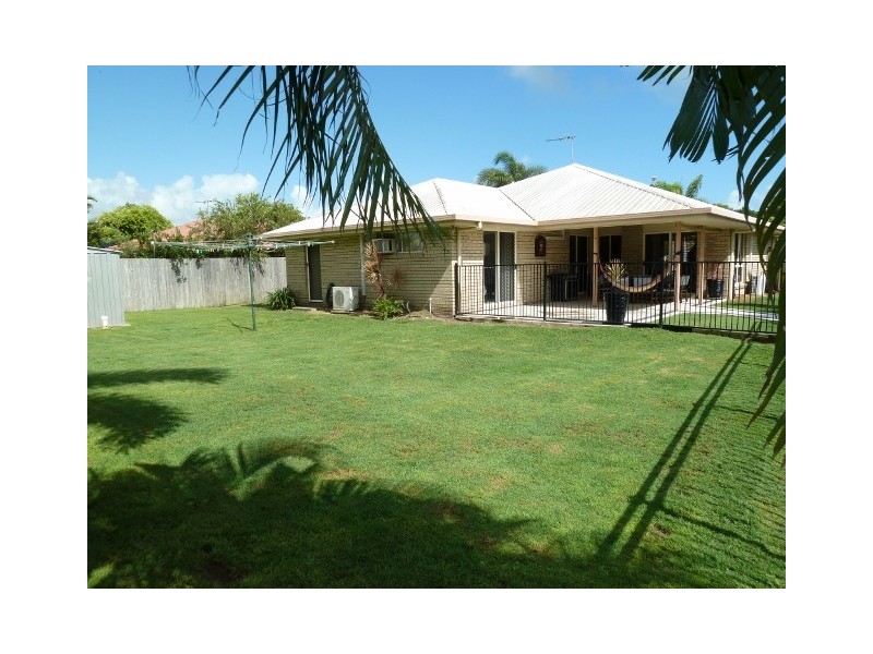3 Admiralty Way, Bucasia QLD 4750