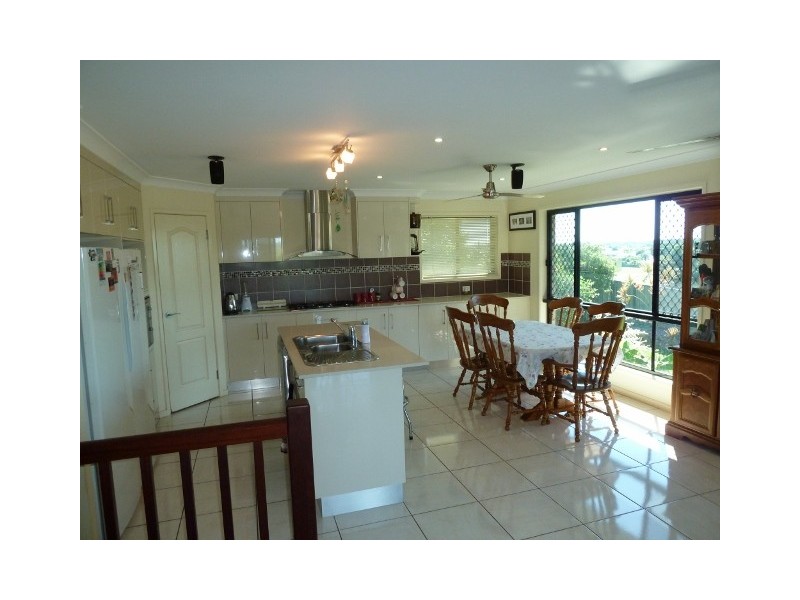 11 Polly Crescent, Richmond QLD 4740