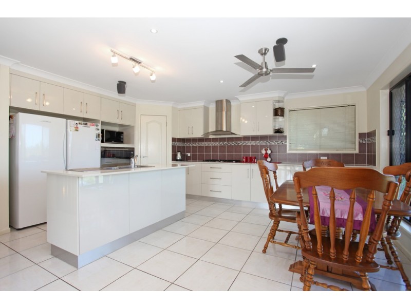 11 Polly Crescent, Richmond QLD 4740