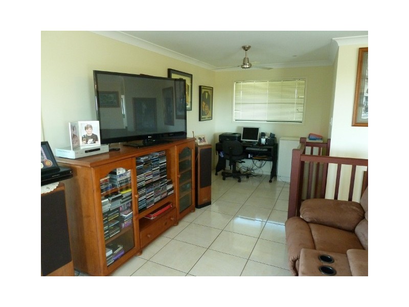 11 Polly Crescent, Richmond QLD 4740